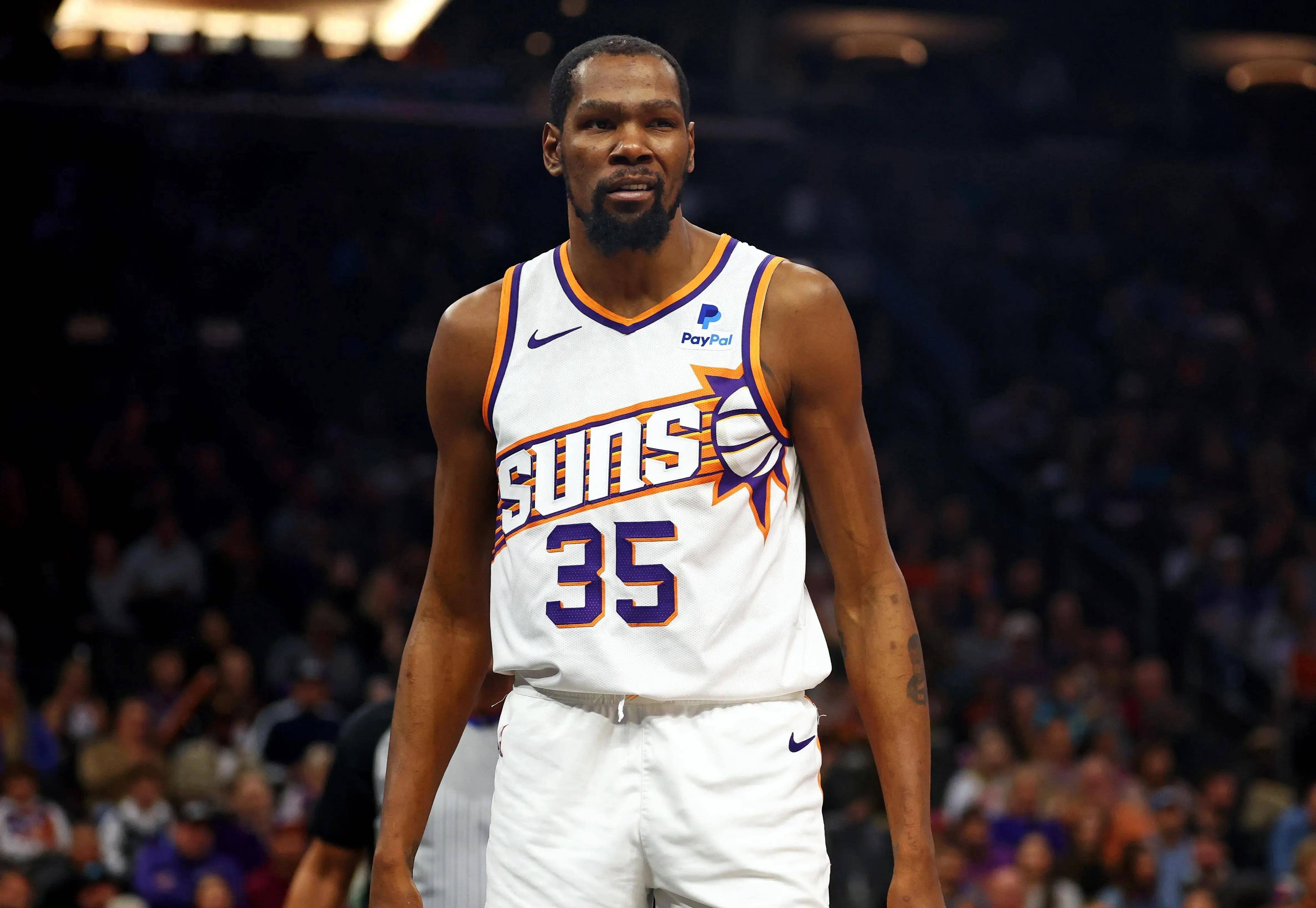 面对球门的 面对球门的